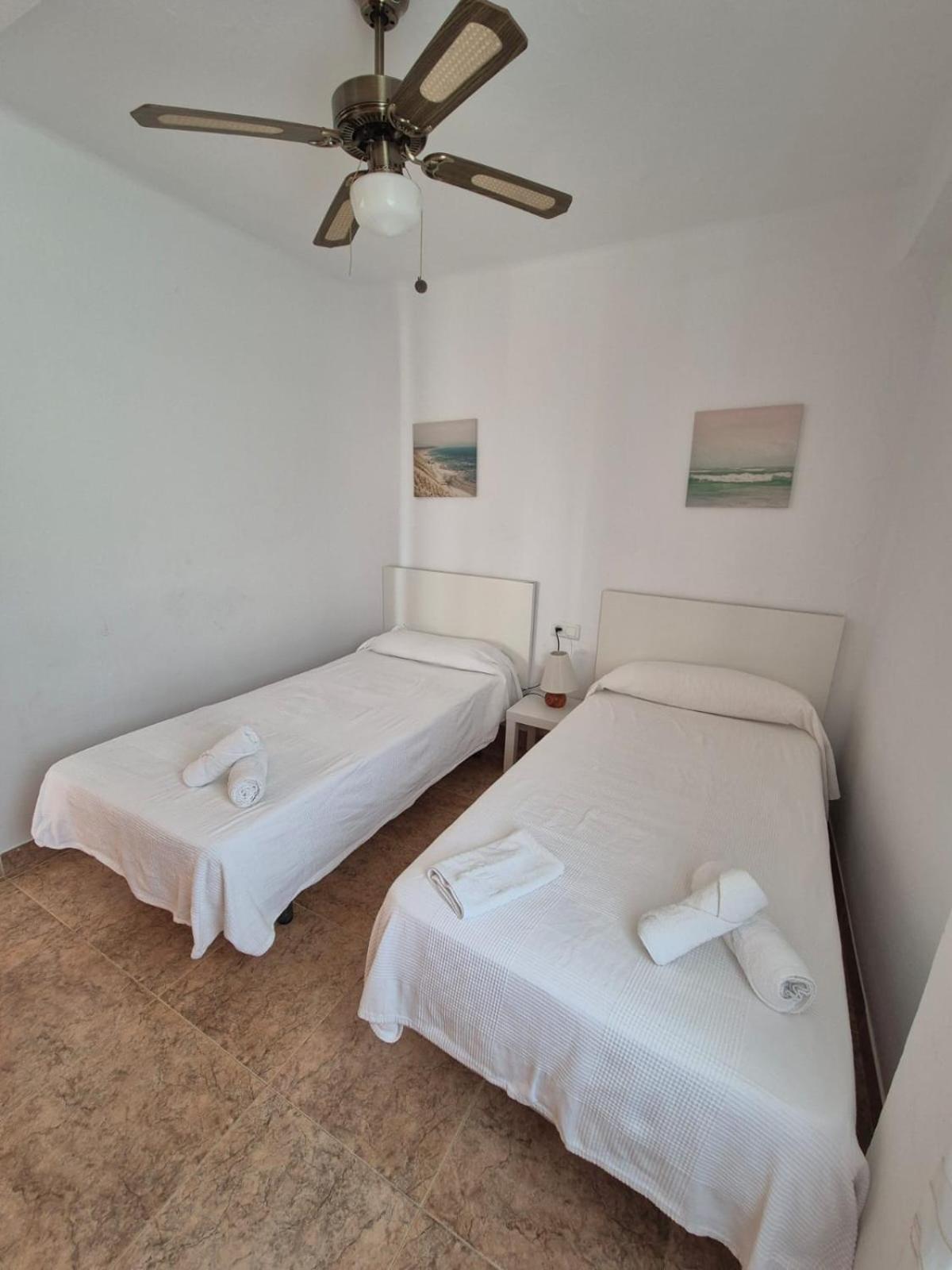 3ºb Escobar Apartment Nerja Luaran gambar
